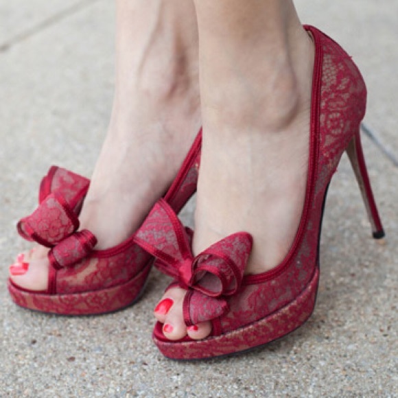 BNWT Valentino Bow Tie Pumps - Picture 1 of 5